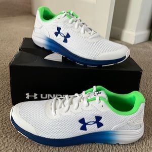 Mens UA Tennis Shoes